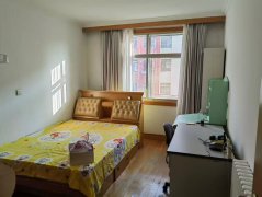 爬山街住人2楼两室500元家具家电齐全