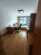 初家园2000年混合结构三楼136.7平三室带30平车库34