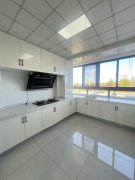 悦欣鼎园1楼94.6平精装两室32.8万