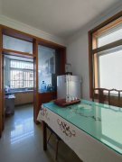 河南水产旁利民街浇筑楼三楼143.55平三室49.8万