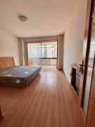 单山路贴地二楼98.79平26.8万