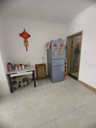 初家园多层住人一楼78.6平两室精装26.8万