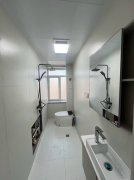 爬山街早市西头住人1楼82.43平两室精装修拎包入住28.8