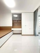 龙山路南12号多层住人二楼 124.13平三室32万