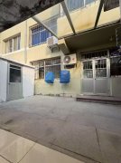 **的南开门一楼带院三室连院子130平39.8万