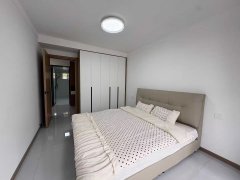 首付两万二建小区浇筑楼二楼161.95平三室环保装修47.8