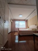 土地局家属楼秀峰阁149.53平品牌精装修三室两卫75.8万