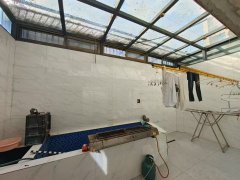 峰山御园一楼带下跃240平楼上就是三室两卫82万