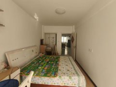 @48.8万，文山花园，一楼带院，精装！