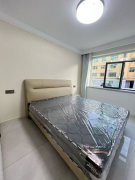 精装2001年竣工南山街一楼130.33平三室45.8万