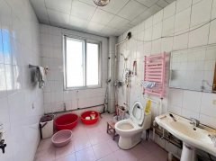 因换房，三实验**房顶楼低价出售