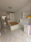 三里河仙山公园附近一楼80平三室26.8万