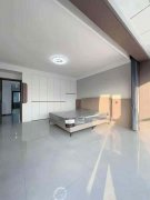 海泰庄园一期小高层住人10楼113.58平 三室精装53.8