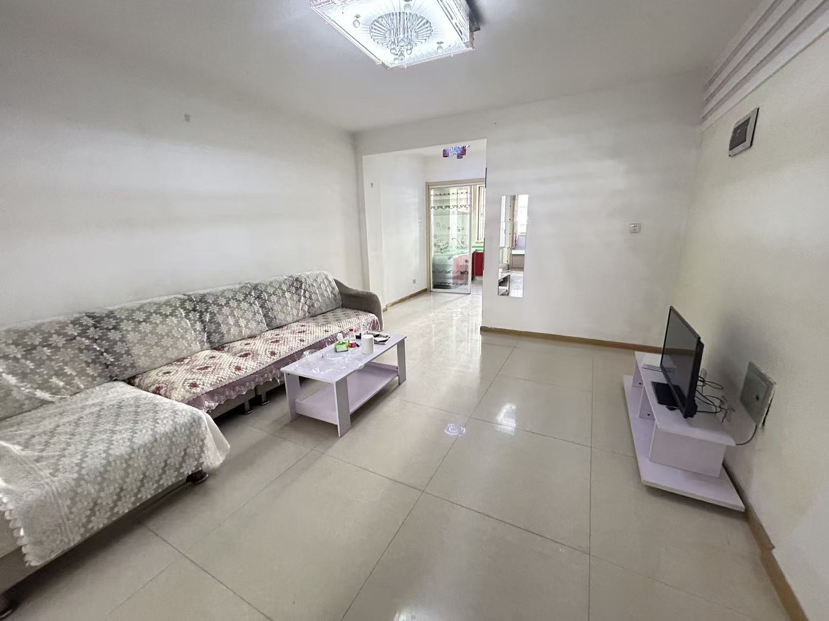 @出租:泰浩华居1000/月，1楼