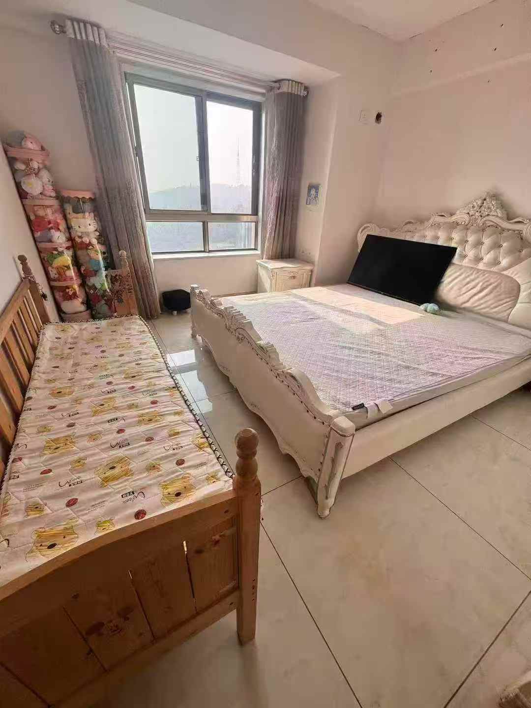 峰山御景电梯11楼带阁楼110.38平方三室两卫婚房53.8 峰山御景电梯11楼带阁楼110.38平方三室两卫婚房53.8