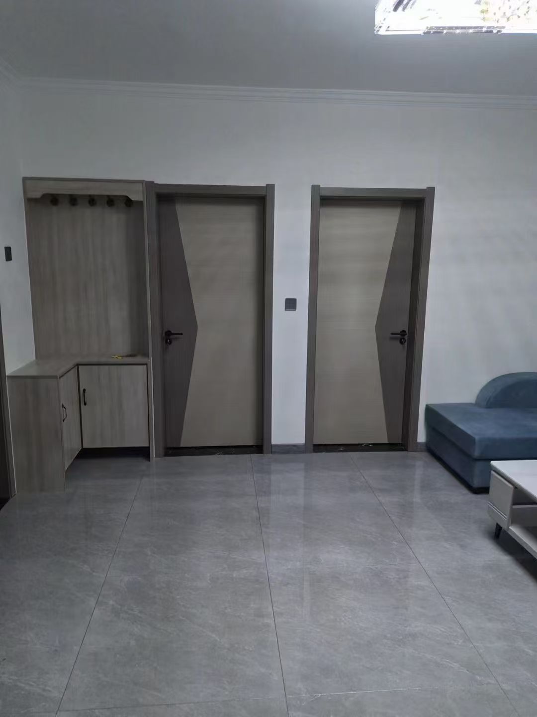 名典居阁楼两室精装修900