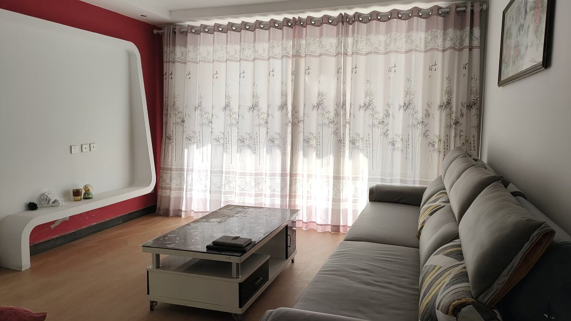 首次出租，樱花时尚114平，三室两厅两卫，1100/月