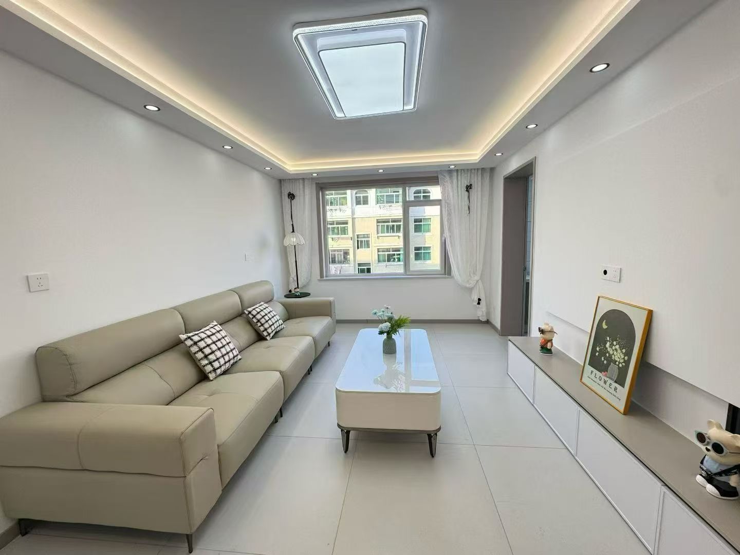 昆嵛南路 三楼 三室90平36.8万 昆嵛南路 三楼 三室90平36.8万