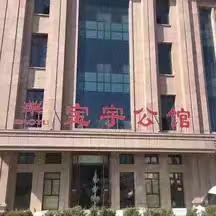 商铺诚心出租出售，地段好，客群多