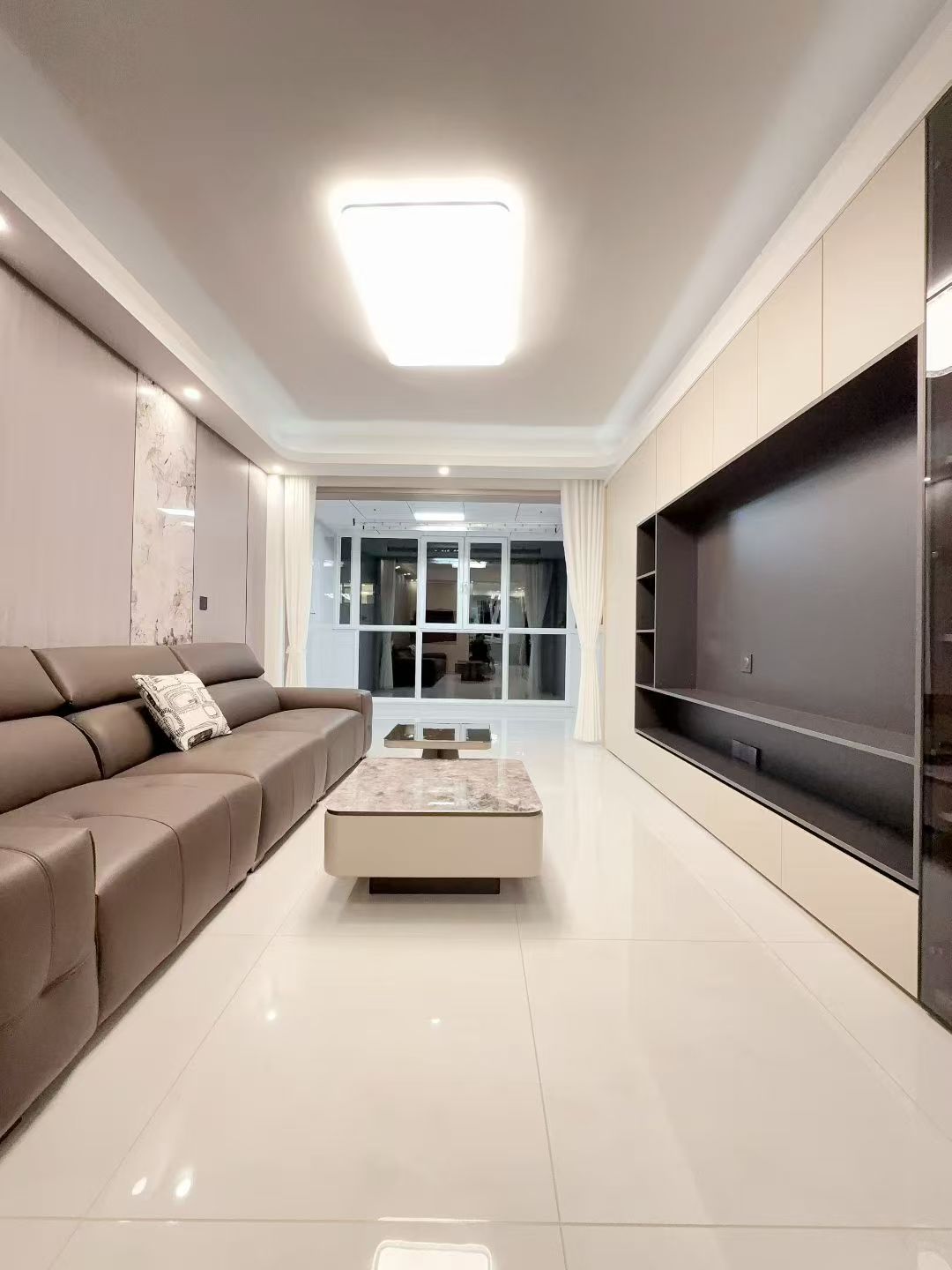 香湖彼岸框架楼 一楼 86.73平30万 香湖彼岸框架楼 一楼 86.73平30万