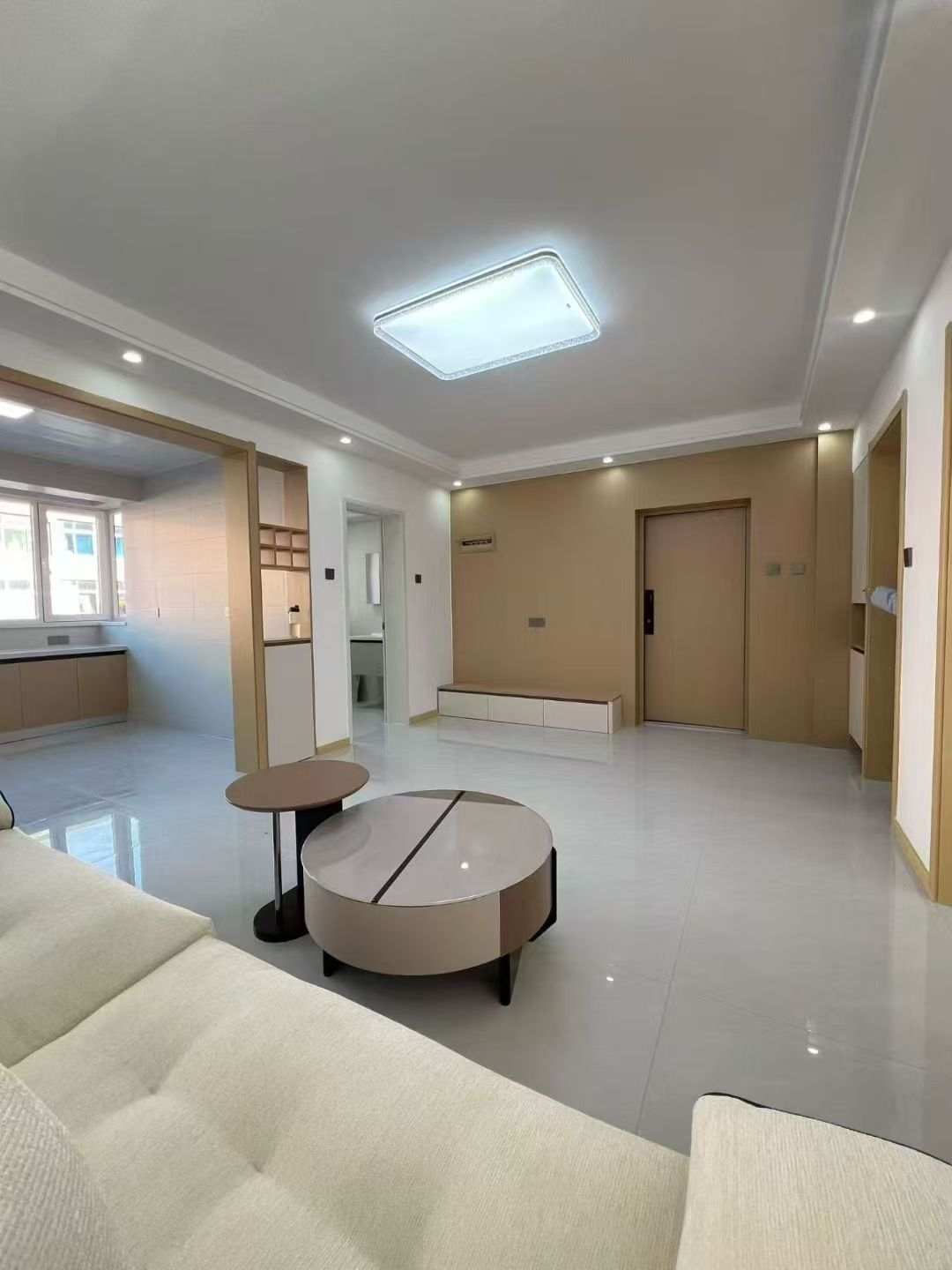 五龙街2楼框架91.46平精装修两室36.8万 五龙街2楼框架91.46平精装修两室36.8万