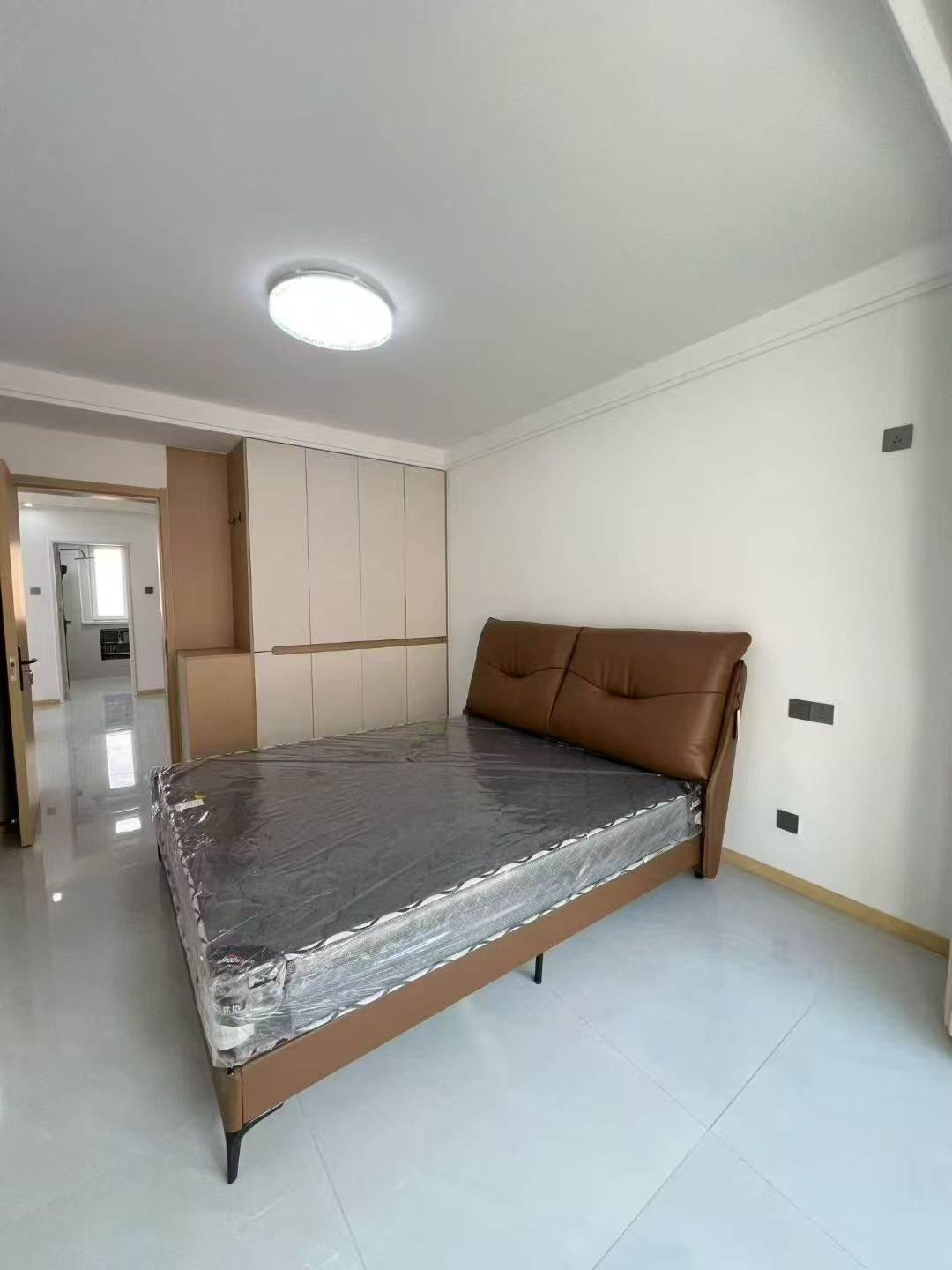 五龙街2楼框架91.46平精装修两室36.8万 五龙街2楼框架91.46平精装修两室36.8万