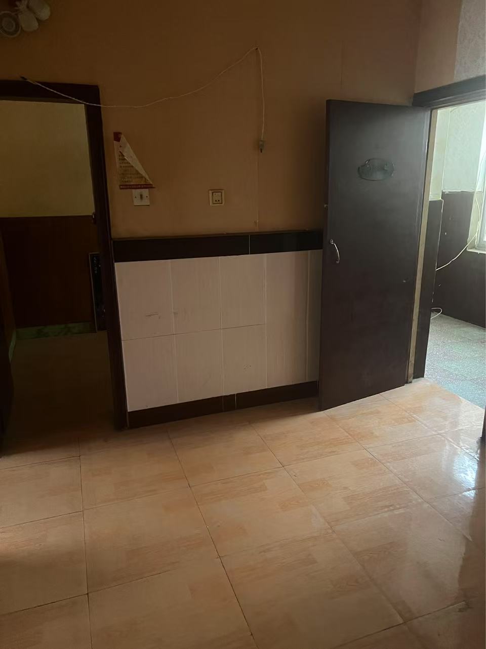 文登北宫美食街二楼 吉房出租