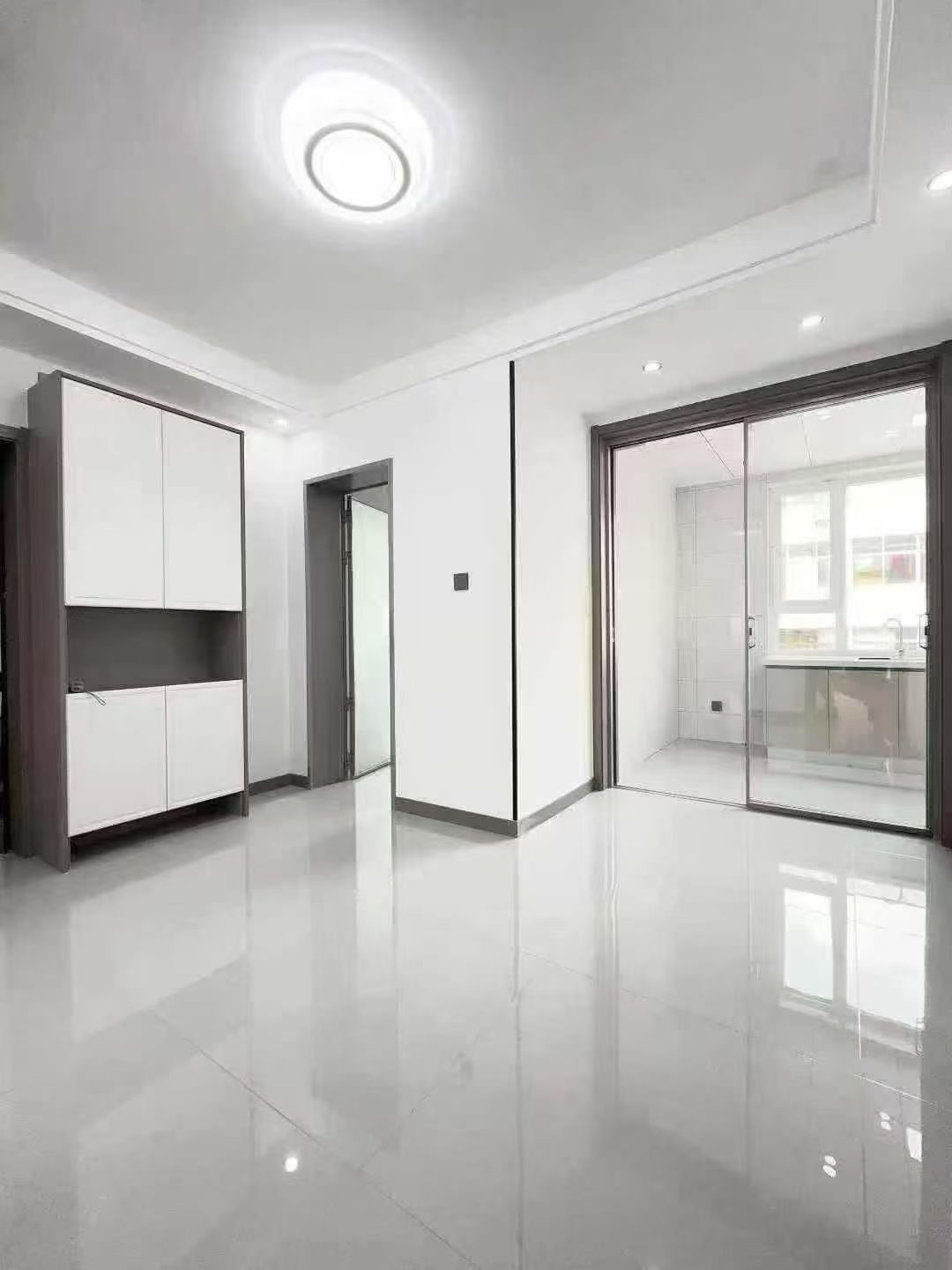 职工街二楼 91.44平 两室 精装未住30万 职工街二楼 91.44平 两室 精装未住30万