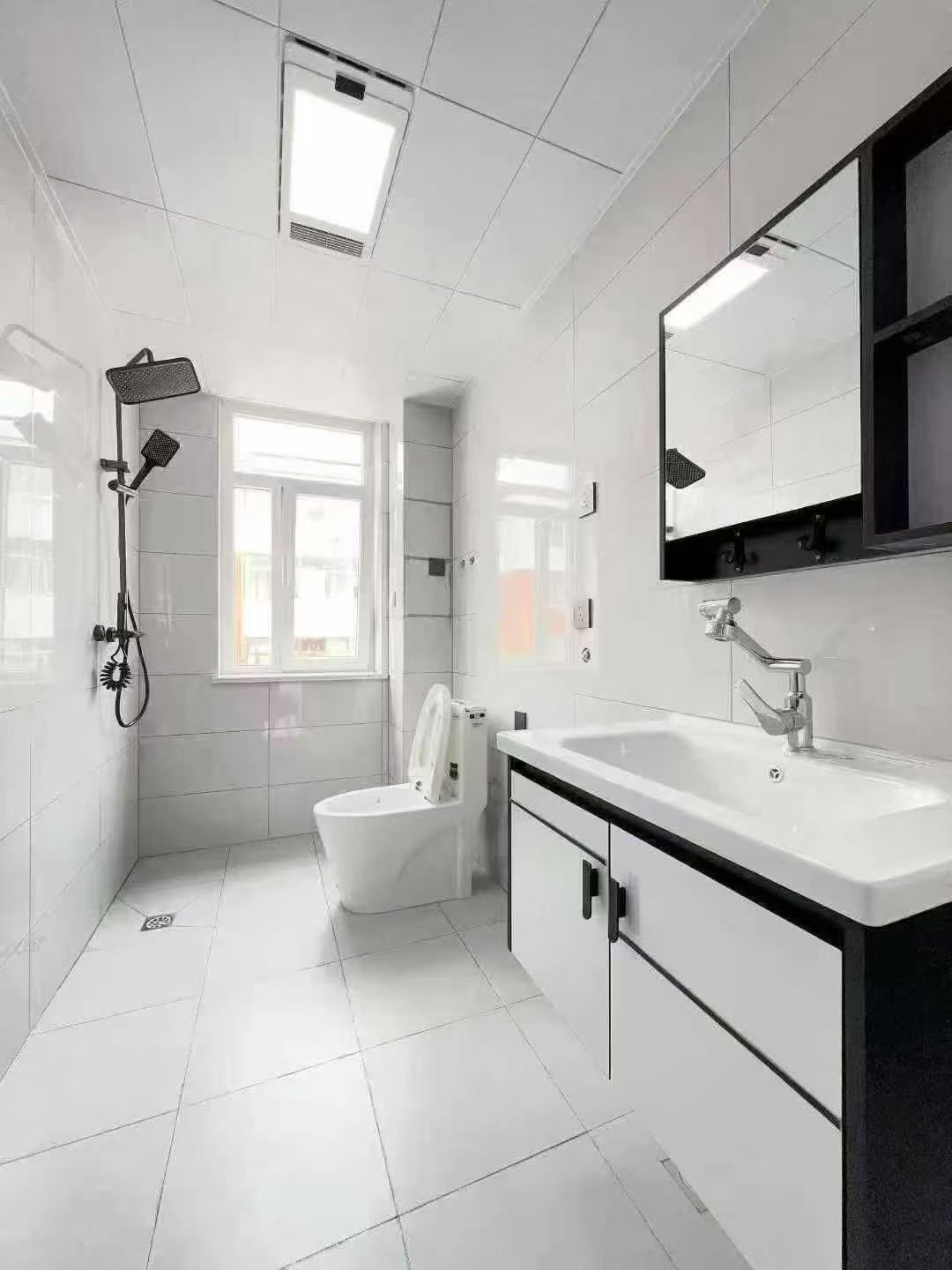 职工街二楼 91.44平 两室 精装未住30万 职工街二楼 91.44平 两室 精装未住30万