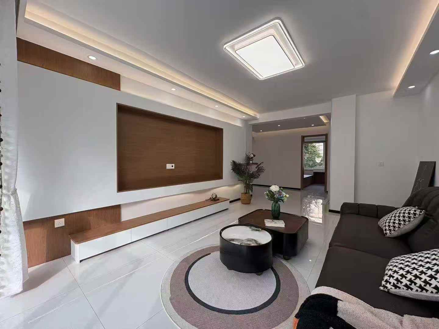 @49.8万,龙河1期,电梯精装2室 @49.8万,龙河1期,电梯精装2室