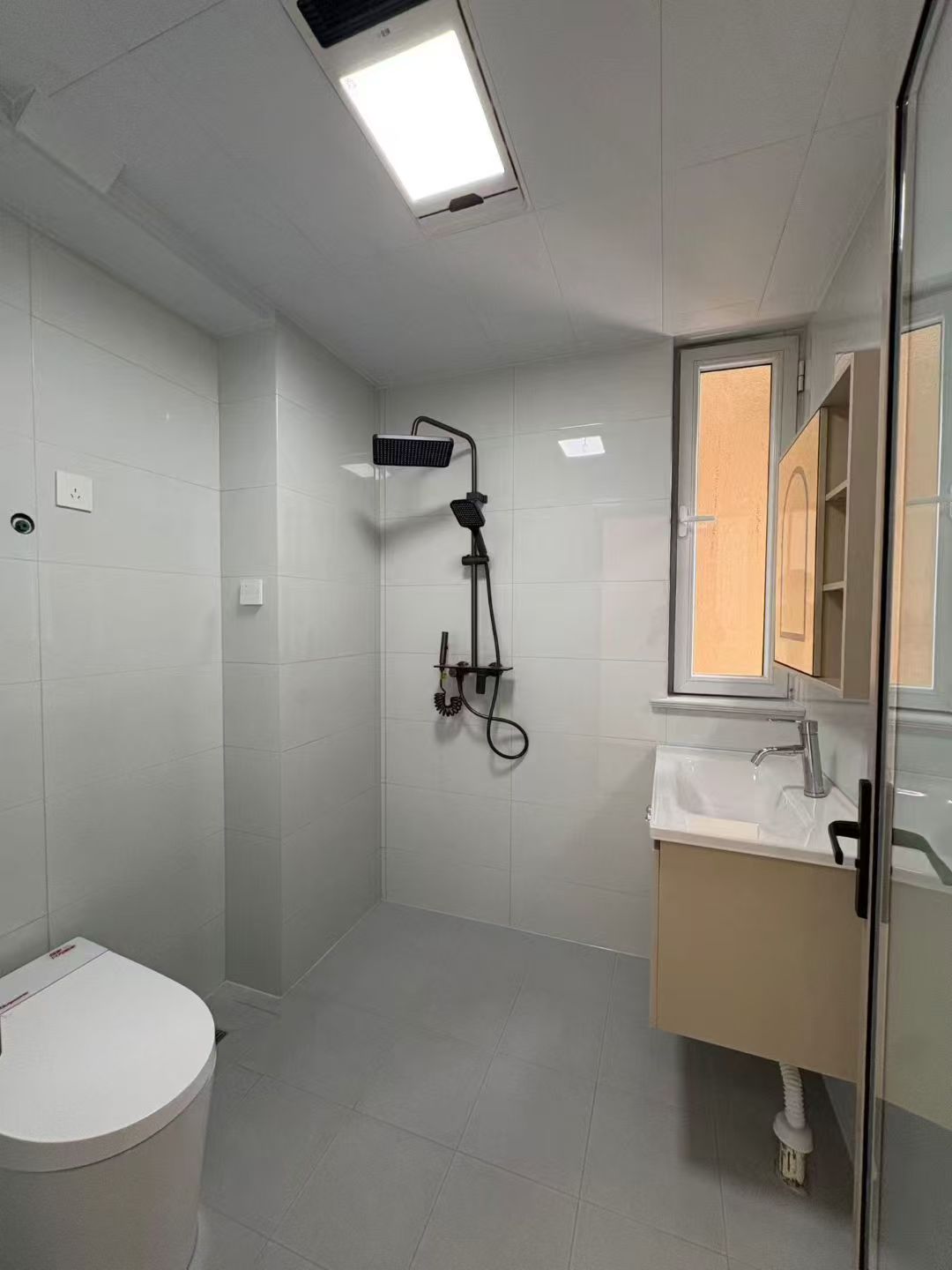 德红世纪华府22楼精美三室89.58平39.8万 德红世纪华府22楼精美三室89.58平39.8万