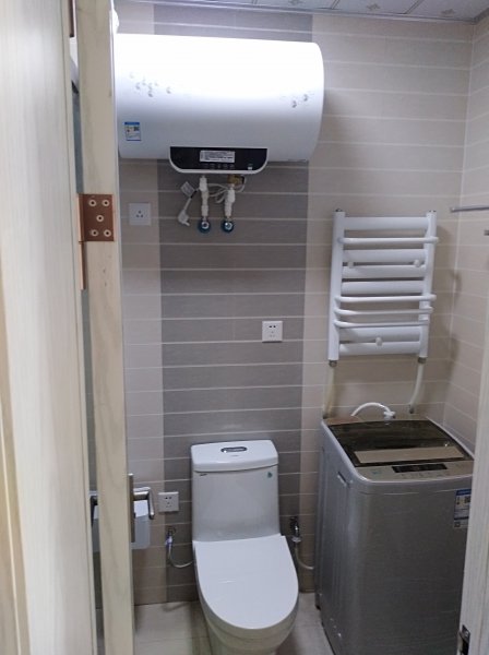 卓凡大厦公寓楼对外出售