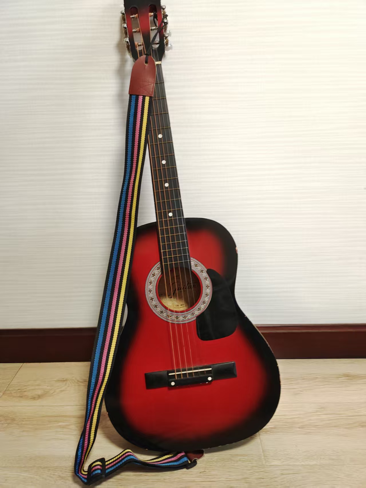 9成新红棉吉他低价出售