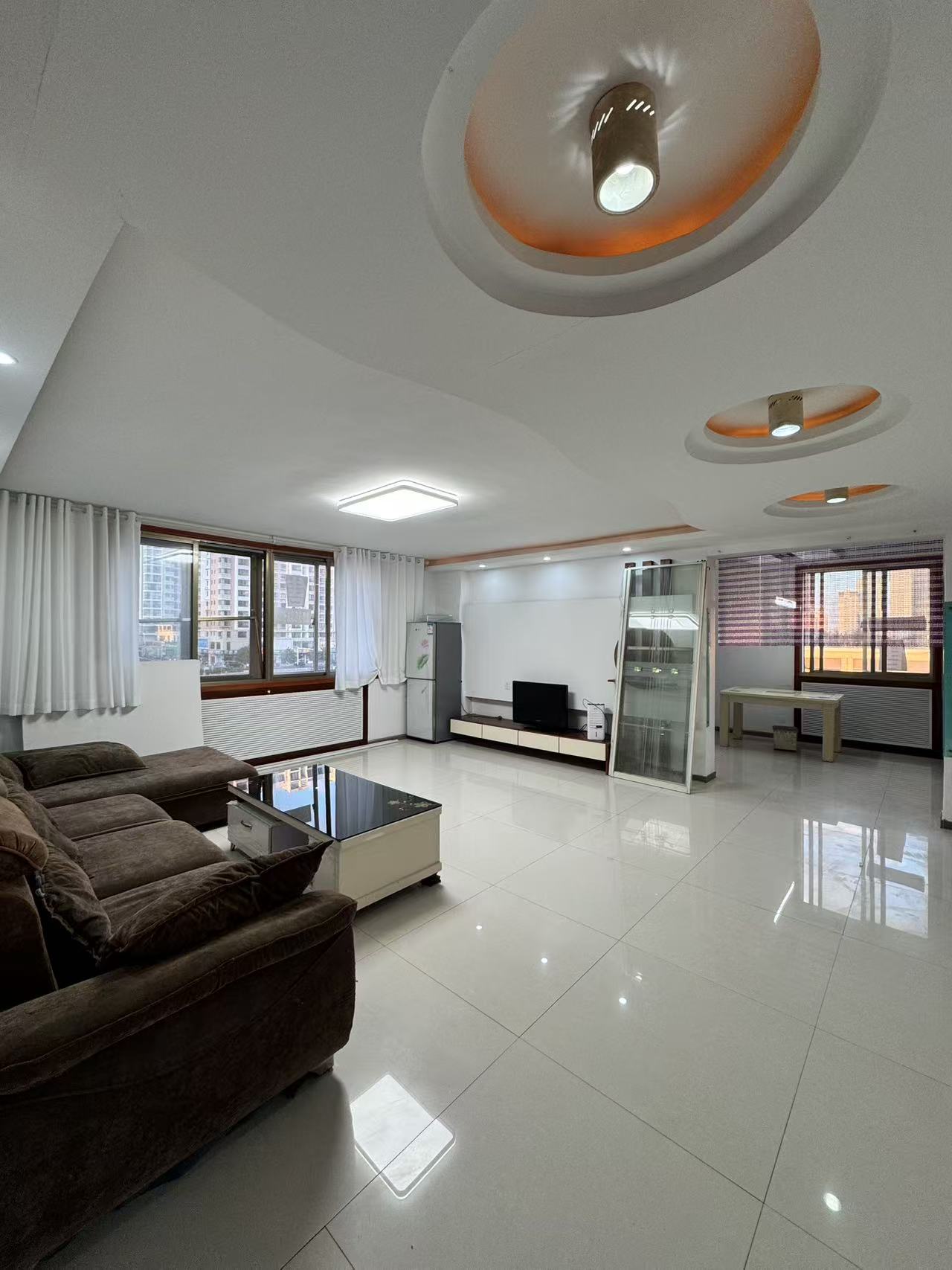 凉水湾（新一中、文登学广场附近）吉房优惠出租