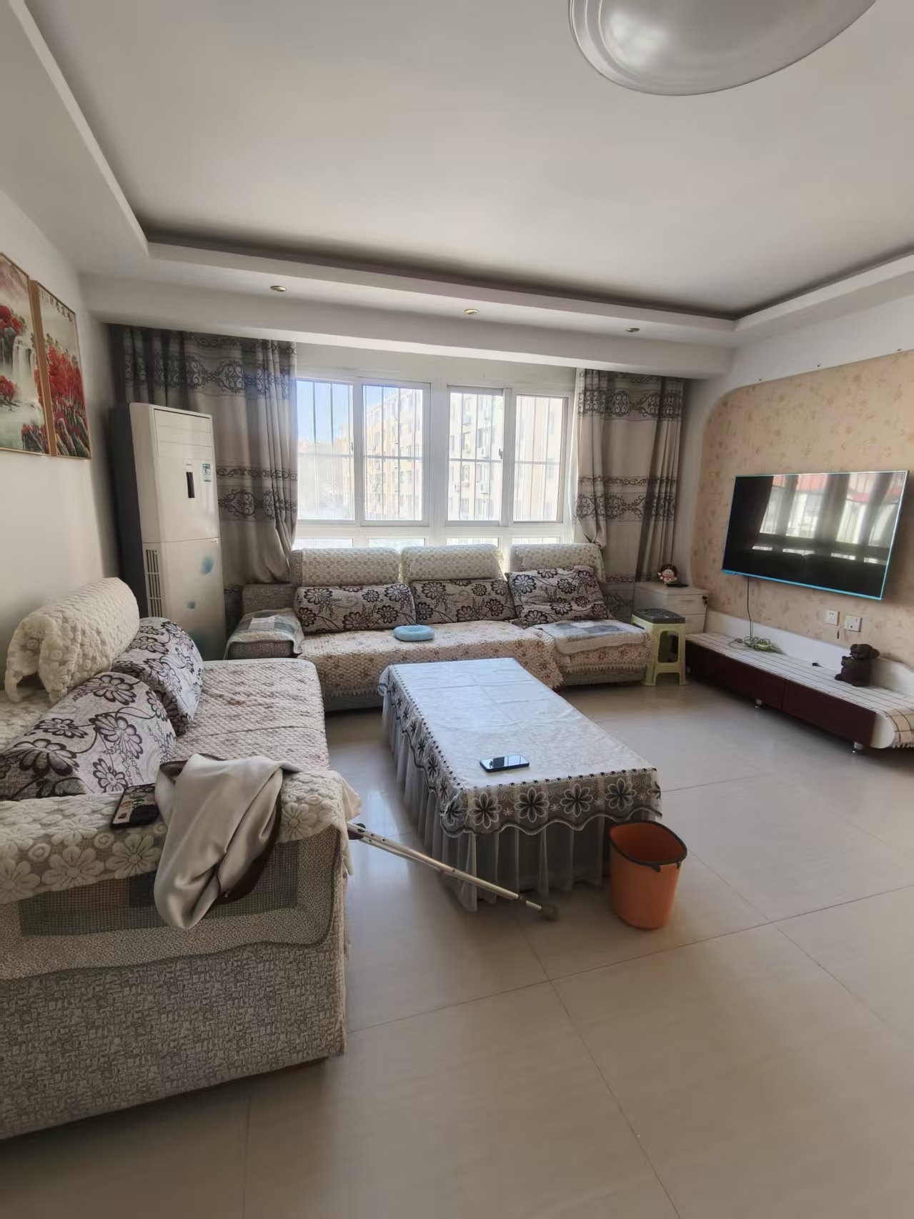 @出租:1100/月，文峰花园，3室