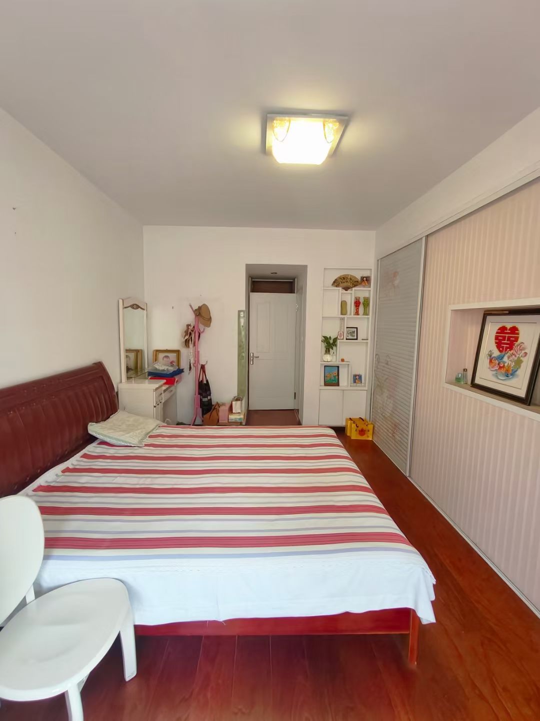 @1280/月，福泉名居，电梯南向2室!