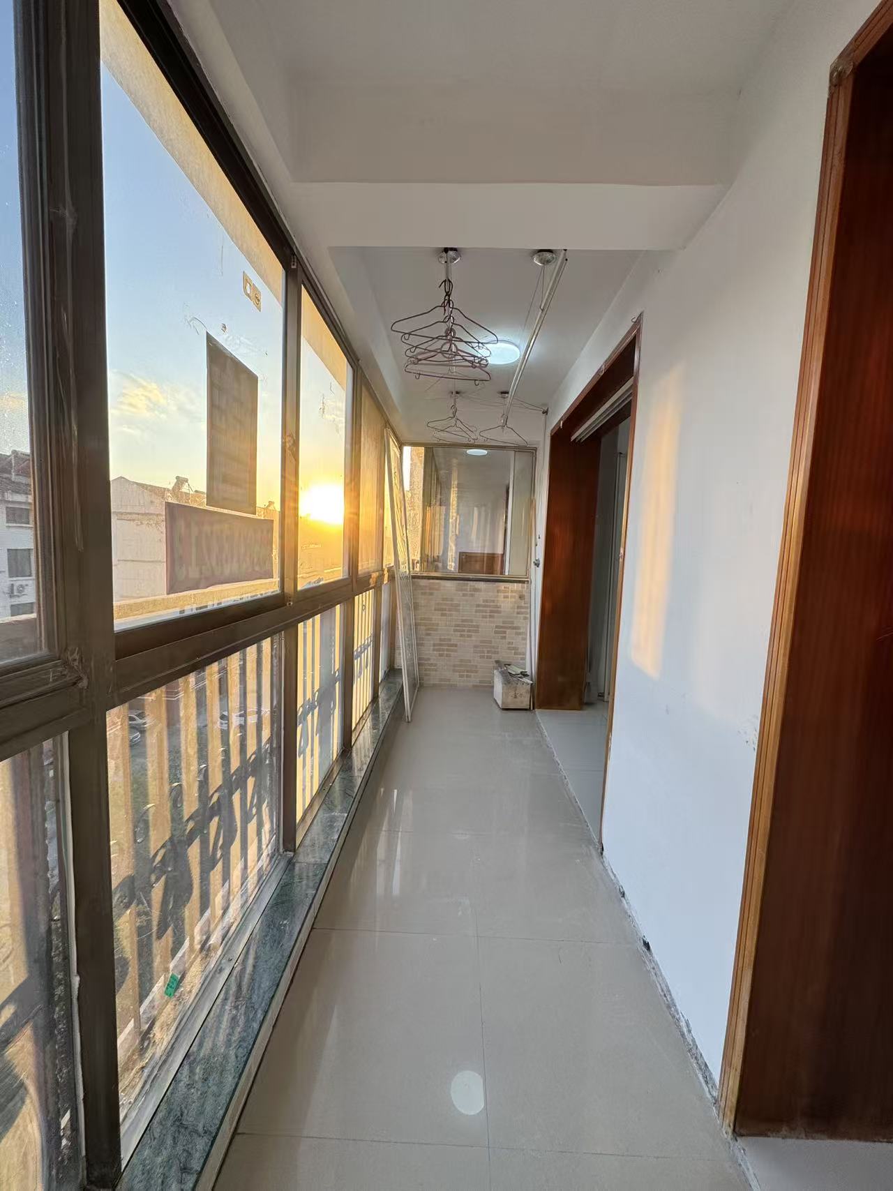 800/月，凉水湾120平米房屋出租，文登学广场西100米