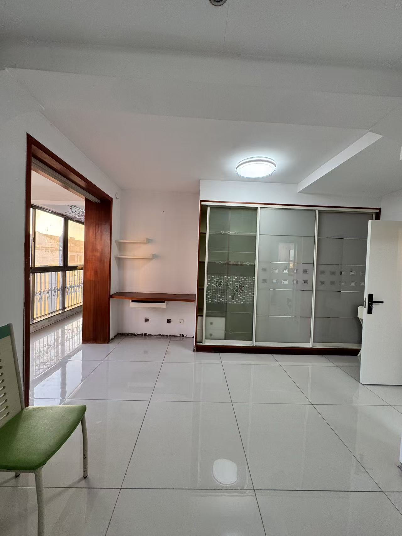 800/月，凉水湾120平米房屋出租，文登学广场西100米