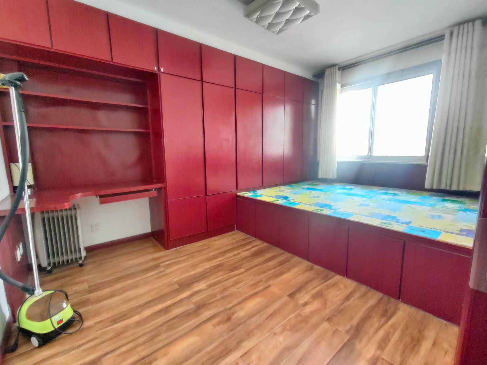 @出租:泰浩华居,3楼,900/月 @出租:泰浩华居,3楼,900/月