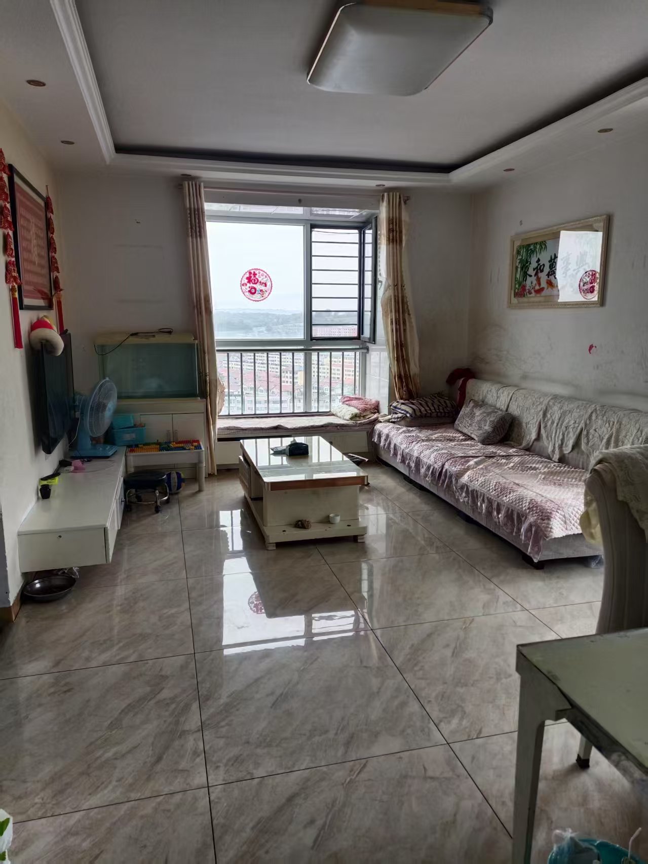 出售金色年华小区