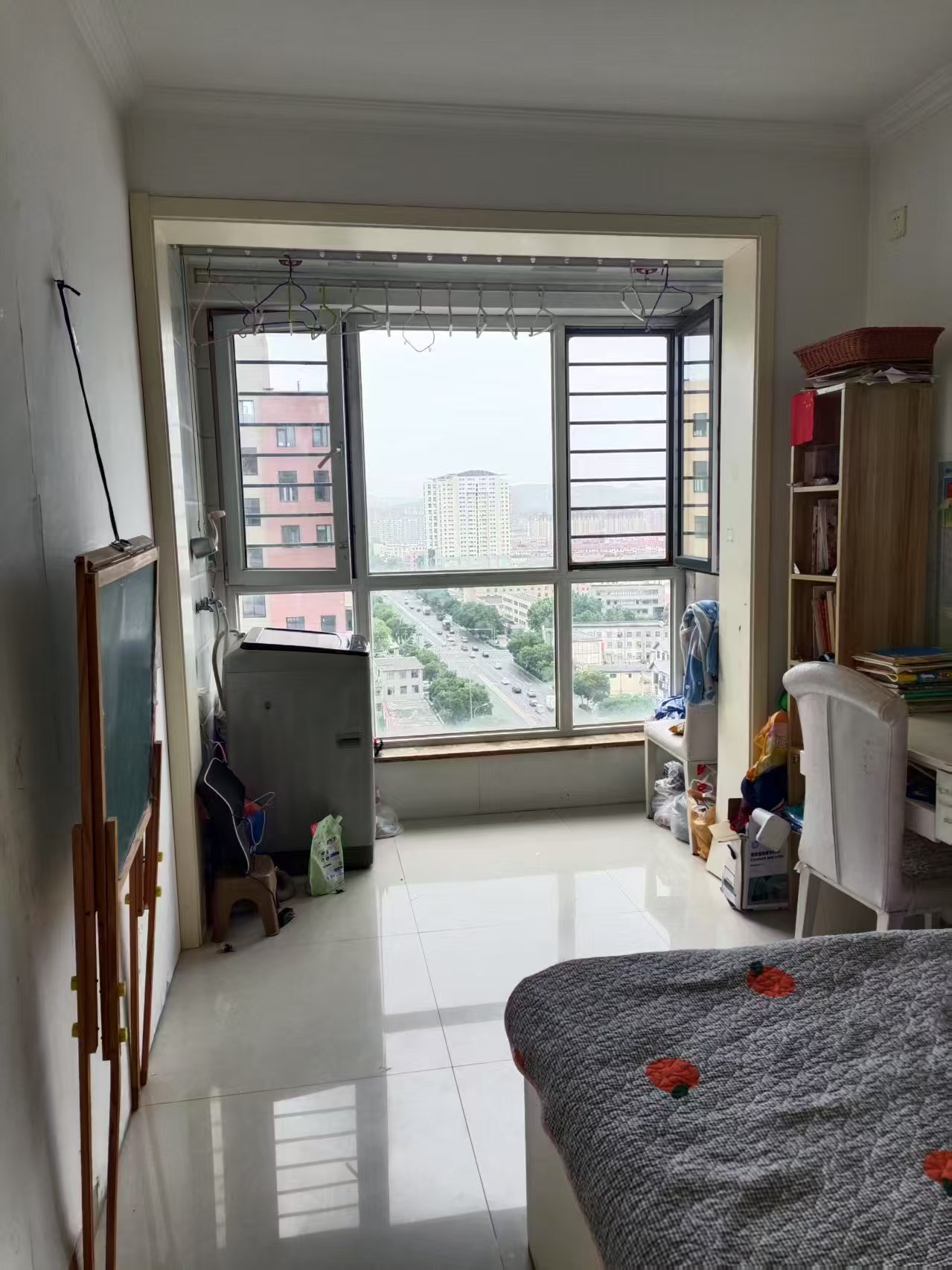 出售金色年华小区