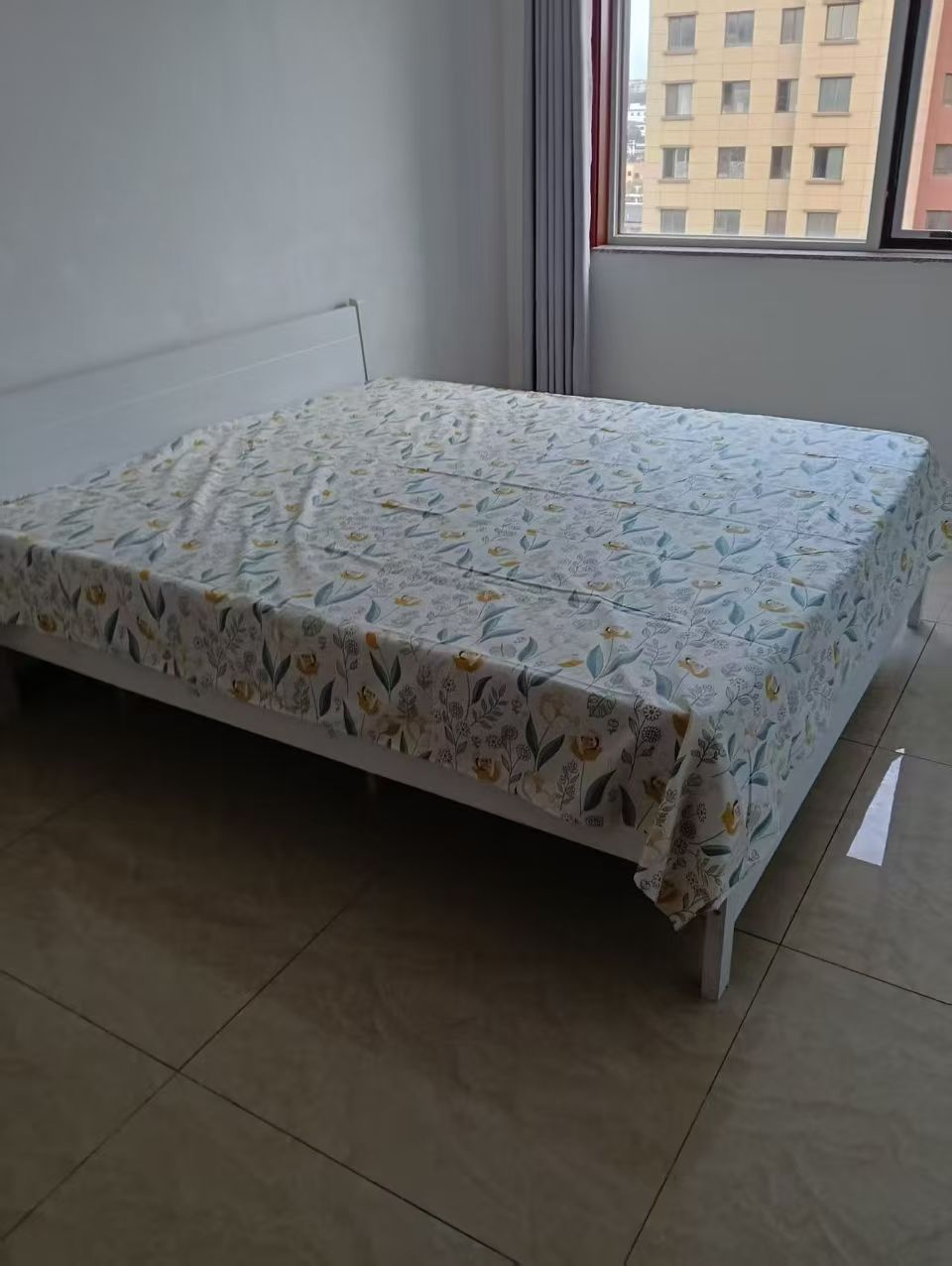 九里水头电梯房，三室一厅，配套齐全月租900