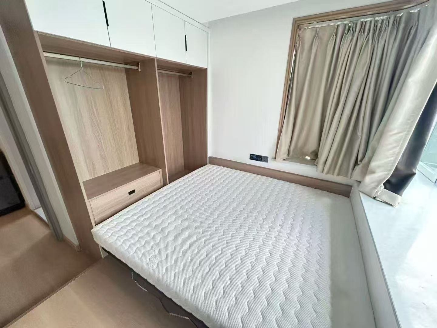 可短租山伟学府，电梯南向900一个月