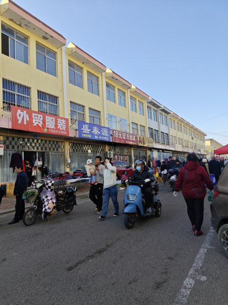 市里四层门市房出售，出租，便宜