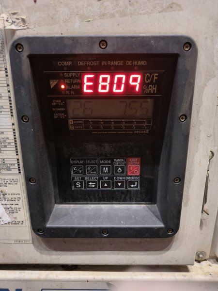 专业电工服务，从家里到店里到厂里，**“电”事都能办！