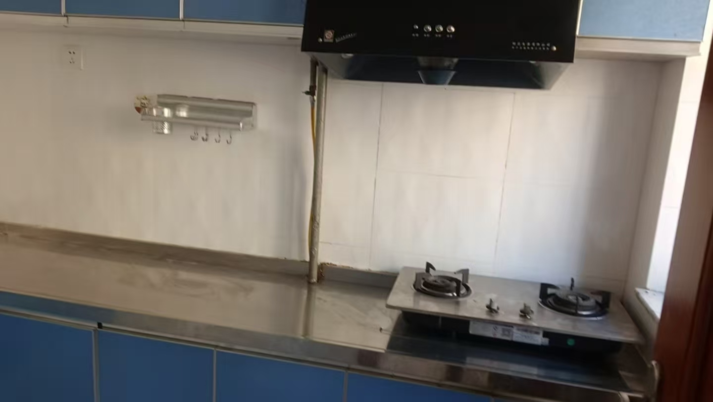 @900/月，人和国际，1楼