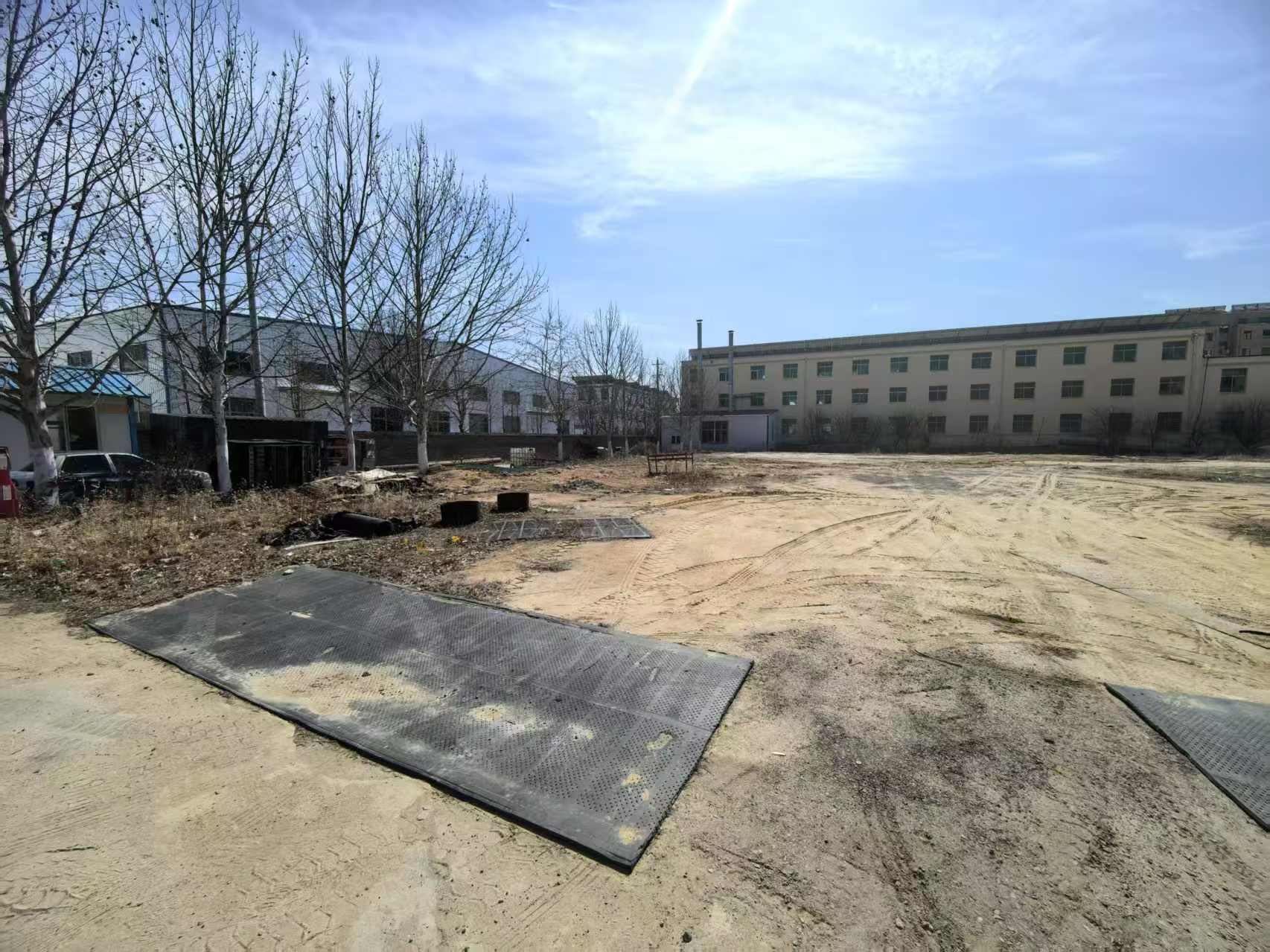 文登开发区广州路东首路北二层楼及仓库出租