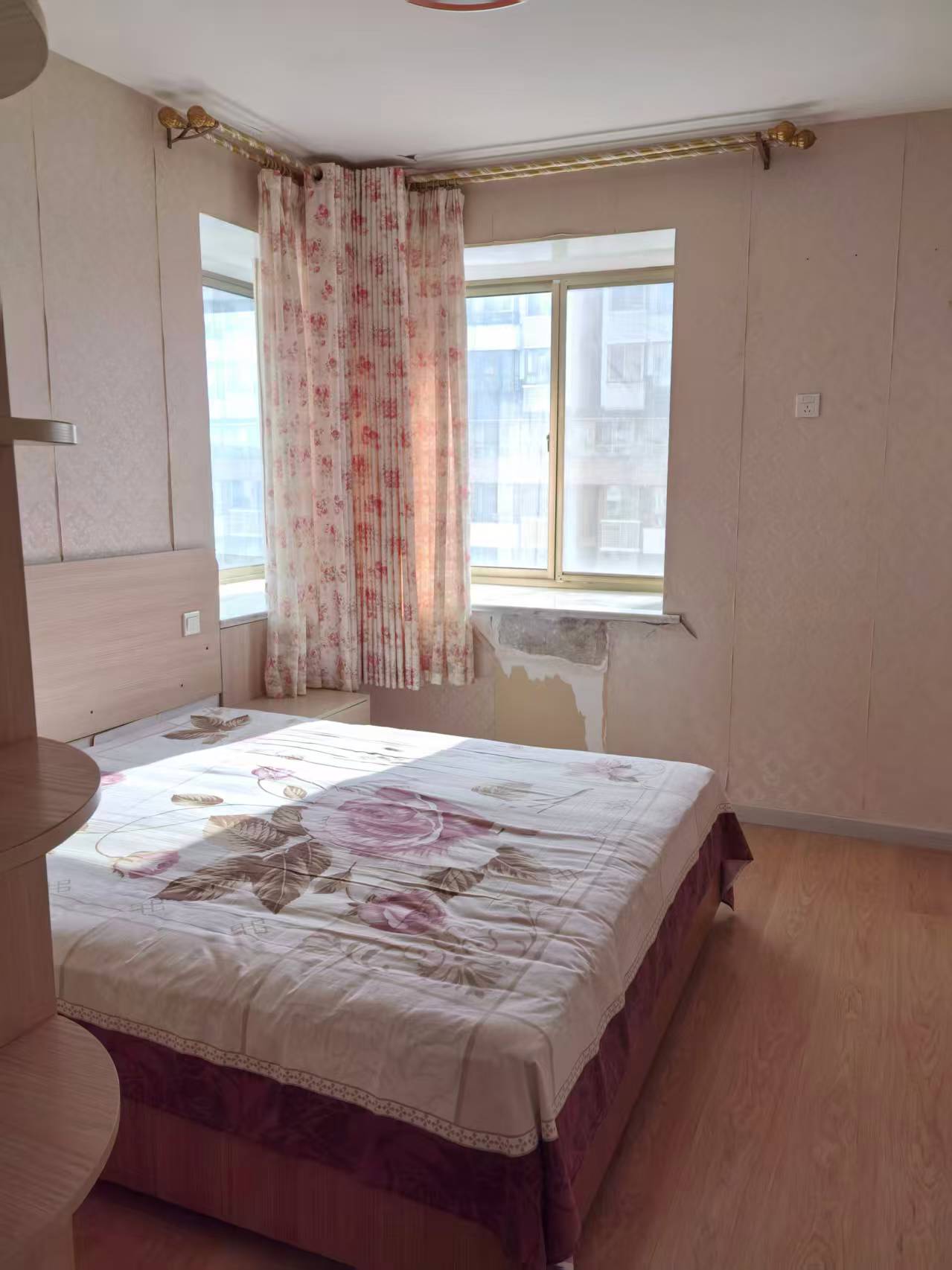 御林华府小区电梯房出租