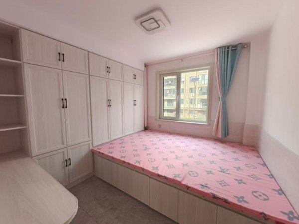 婚房小住河景东城电梯洋房二楼132平三室两卫79.8万 婚房小住河景东城电梯洋房二楼132平三室两卫79.8万