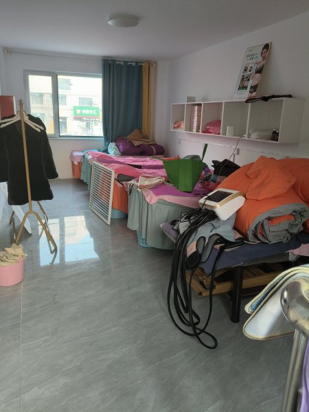 文登阳光红绿灯北路西门市店出租